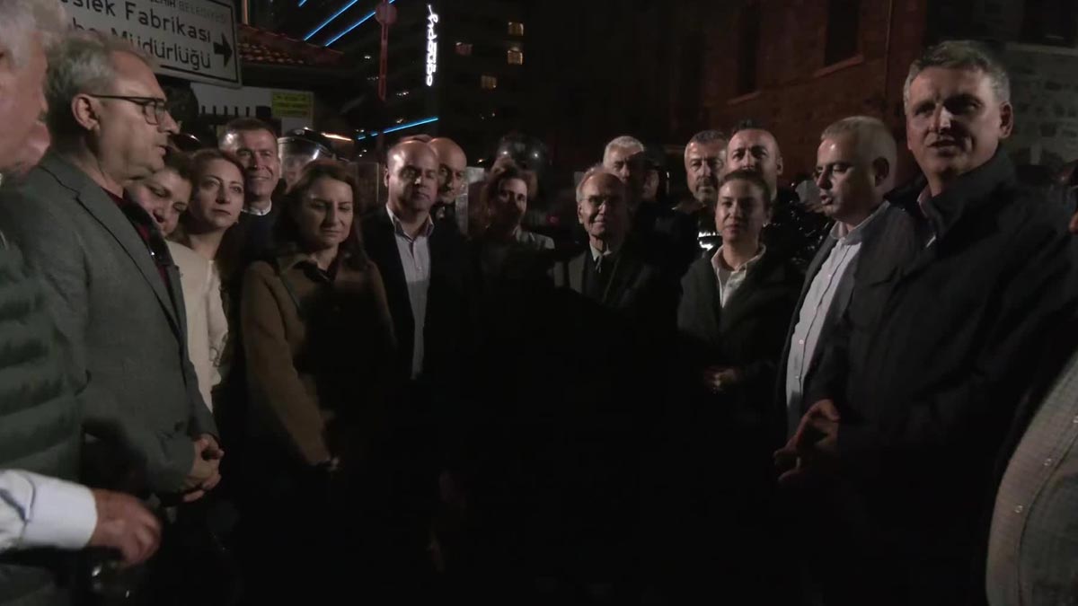 Meslek Fabrikası'nda tahliye nöbeti