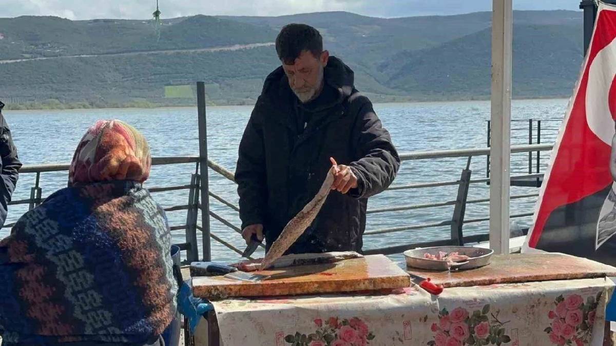 Su miktarı çoğaldı, balık azaldı, talep de arttı: Kilosu 600 TL’den sezonu karşıladı