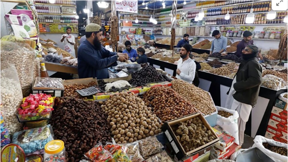 Pakistan’da savaş nedeniyle tasarruf tedbiri: Market ve AVM'ler 20'de kapanacak