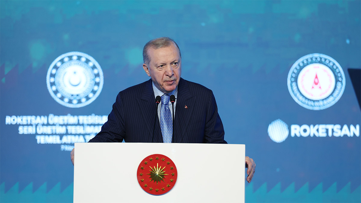 Erdoğan: Etrafımızda füzeler uçuşurken kendimizi güvende hissediyoruz