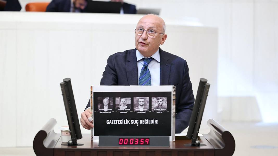 CHP'li Çakırözer'den TBMM'de 'özgür basın' çıkışı: Gazeteciler çıkacak, yolsuzluklarınızı yine yazacak
