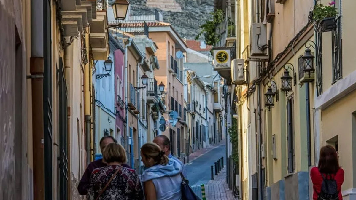 İspanya’da kiracılar ayakta: Kira ödemeyeceğiz