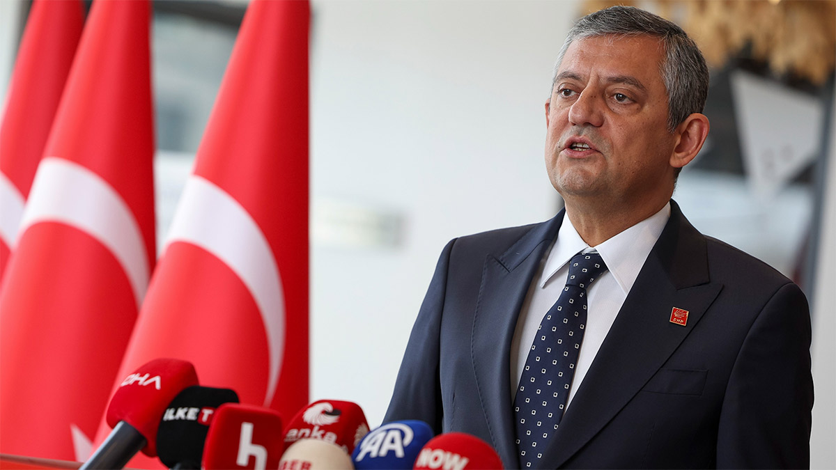 Özel'den Erdoğan'a tepki: Ara seçim Meclis'in işi, sen kim oluyorsun?