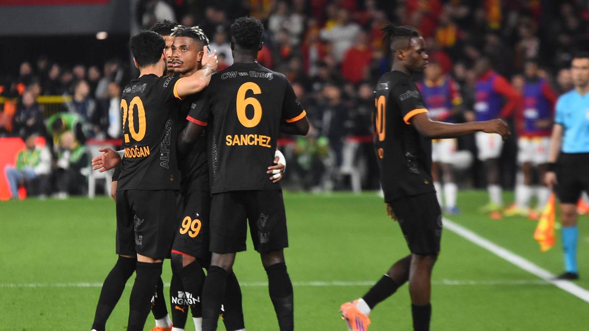 Galatasaray, Göztepe engelini 3 golle geçti