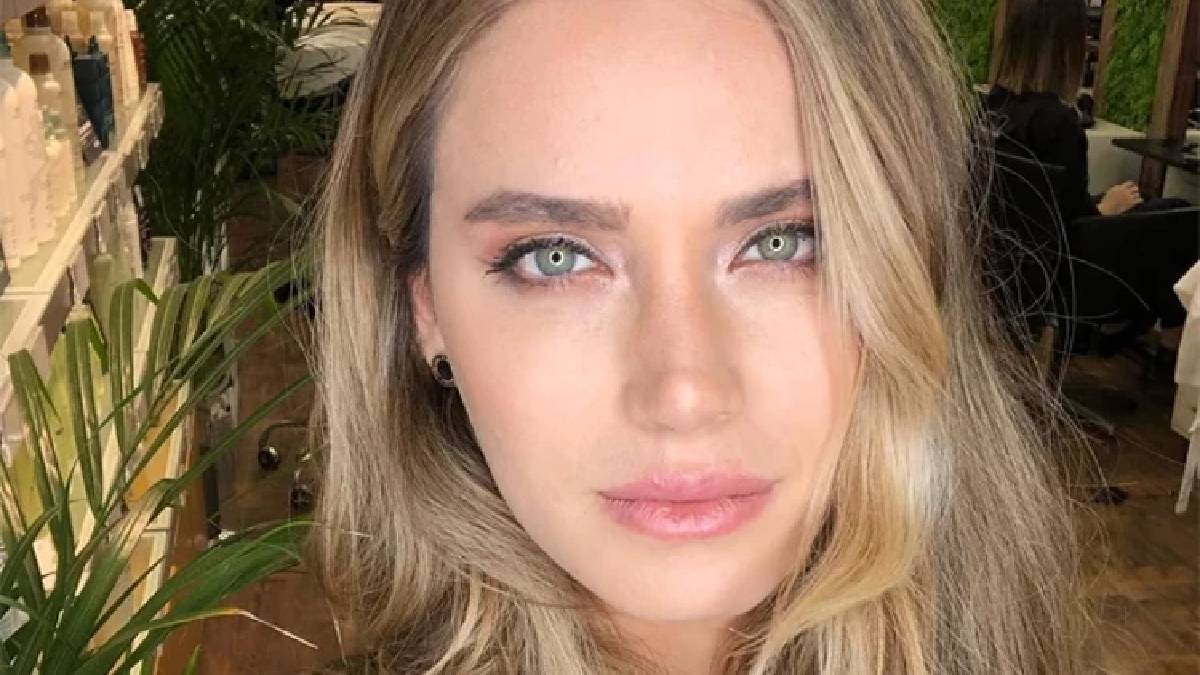 Ceyda Ateş zayıflık takıntısıyla şoke etti! Doktoru bile inanamadı: ‘Kemiklerim kuma batıyordu’