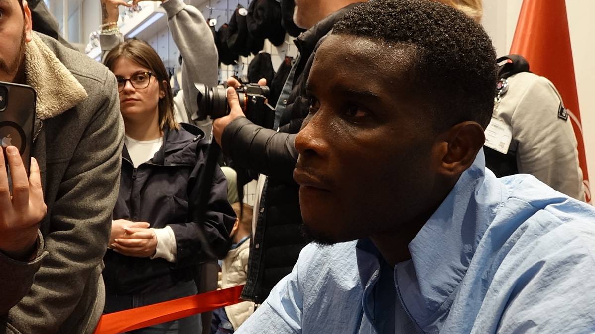 Onuachu taraftarlarla buluştu: Harika bir sezon geçiriyoruz