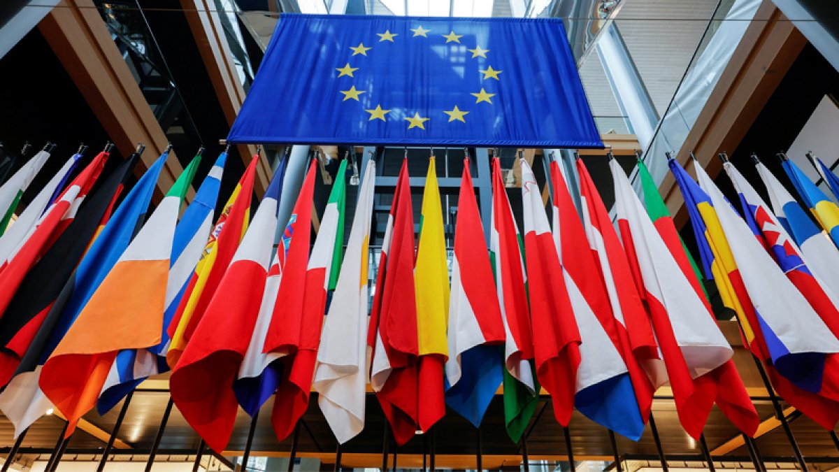 AB ülkelerinde yapılan ankete göre ABD, müttefikten çok “tehdit” olarak görülüyor