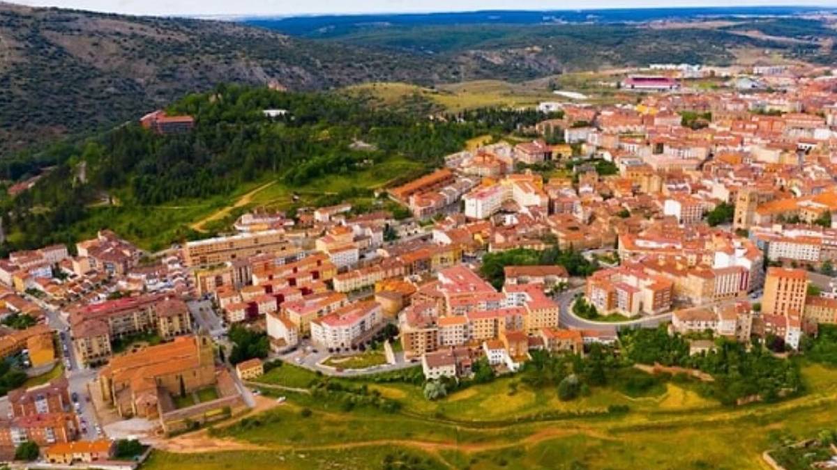 İspanya’da 40 nüfuslu köyden çağrı: Gelenlere işi ve evi verilecek