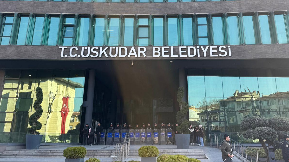 Üsküdar Belediyesi'nde gözaltına alınan 20 şüpheli adliyede