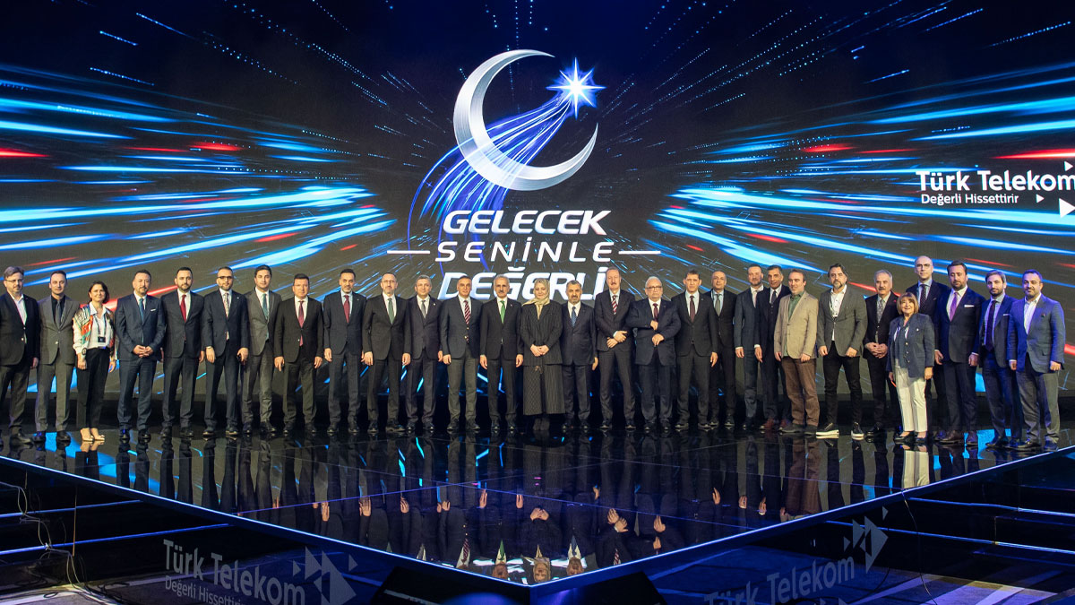 Türk Telekom'dan Antalya'da gövde gösterisi: "Gelecek 25 yılda ekonomiye 20 milyar dolar katkı sağlayacağız"