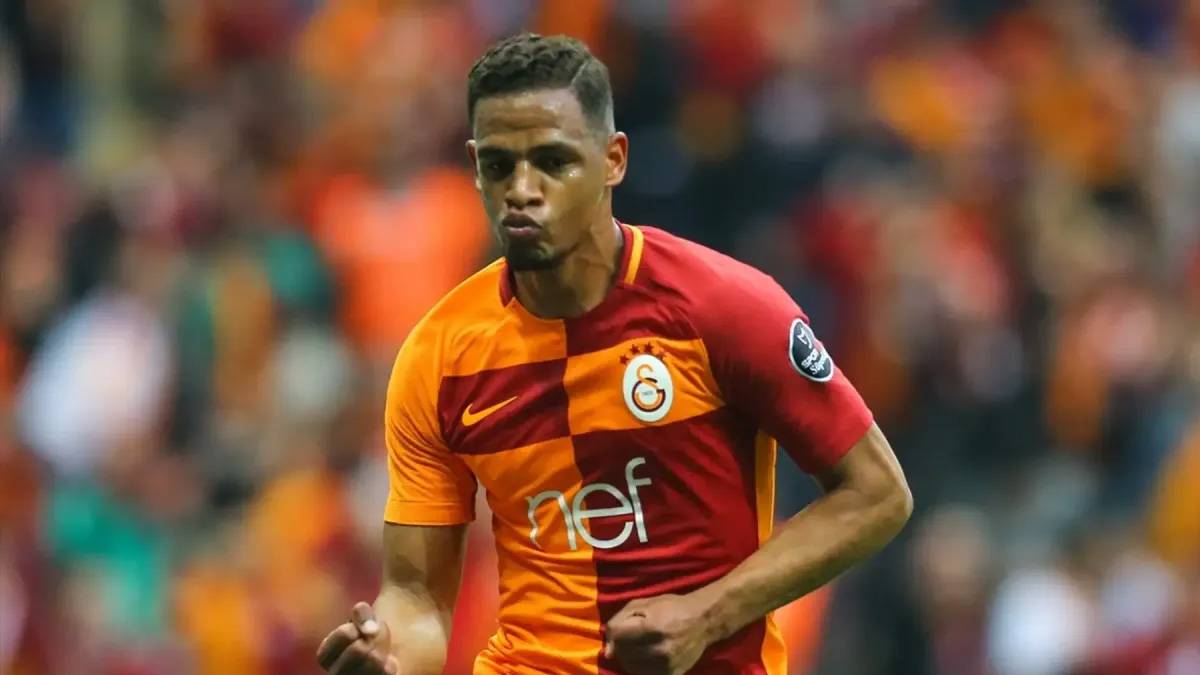 Galatasaray'ın eski orta sahası Fernando Reges futbolu bıraktı
