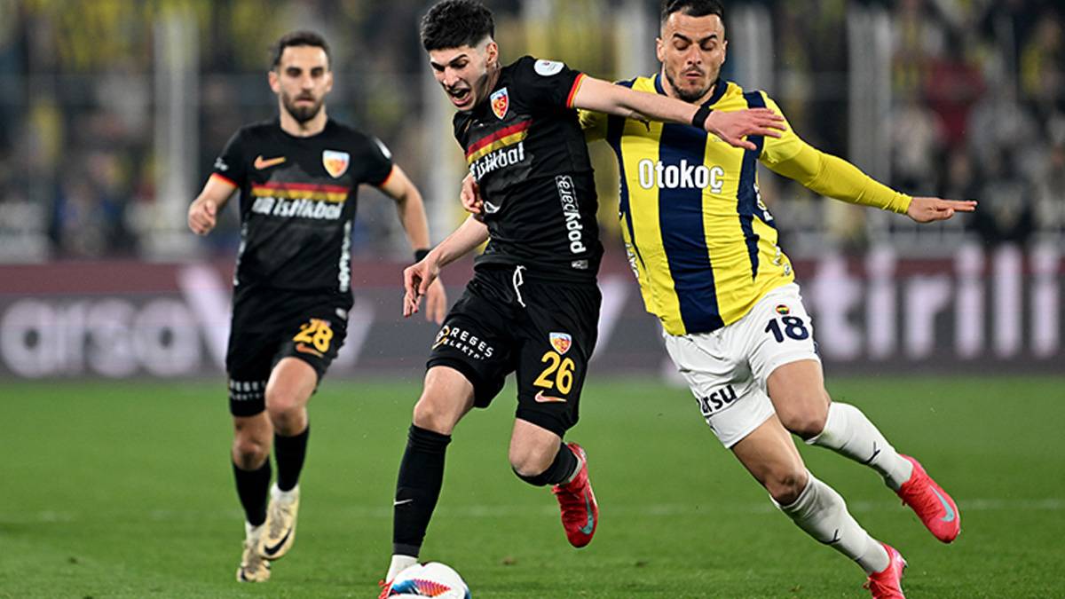 Süper Lig'de 29. hafta heyecanı- Canlı anlatım: Fenerbahçe, Kayserispor deplasmanında