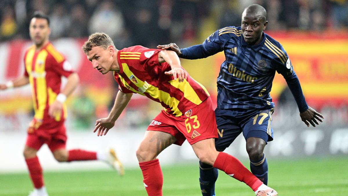 Süper Lig'de 29. hafta heyecanı- Canlı anlatım: Fenerbahçe, Kayserispor deplasmanında
