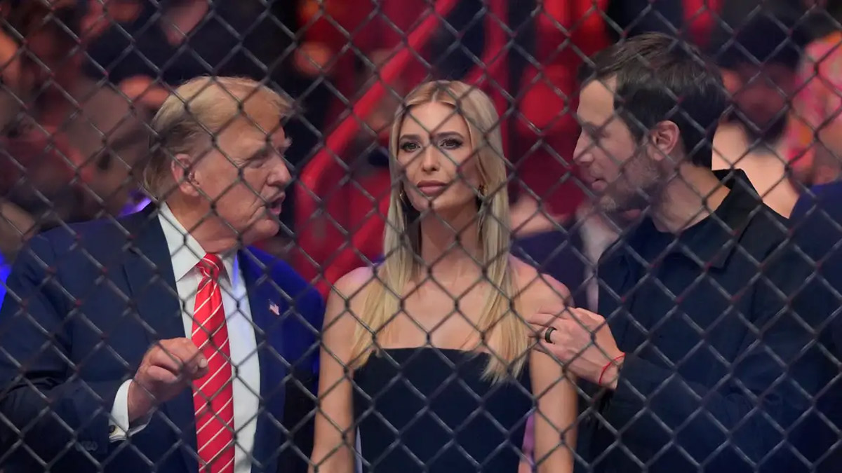 Trump 80'inci yaş gününü kafes dövüşüyle kutlayacak