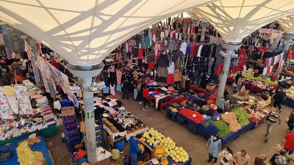 İstanbul'da asgari ücretli 100 bin haneye nakit pazar desteği verilecek