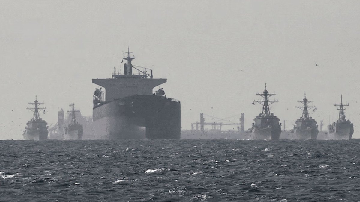 Devrim Muhafızları'ndan ABD'ye 'abluka' cevabı: Enerji fiyatlarında çılgın zamlara hazır olun