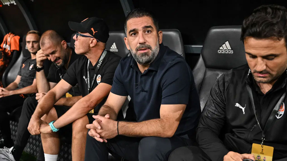 Ukrayna’da maç yarıda kaldı: Hava saldırısı uyarısı