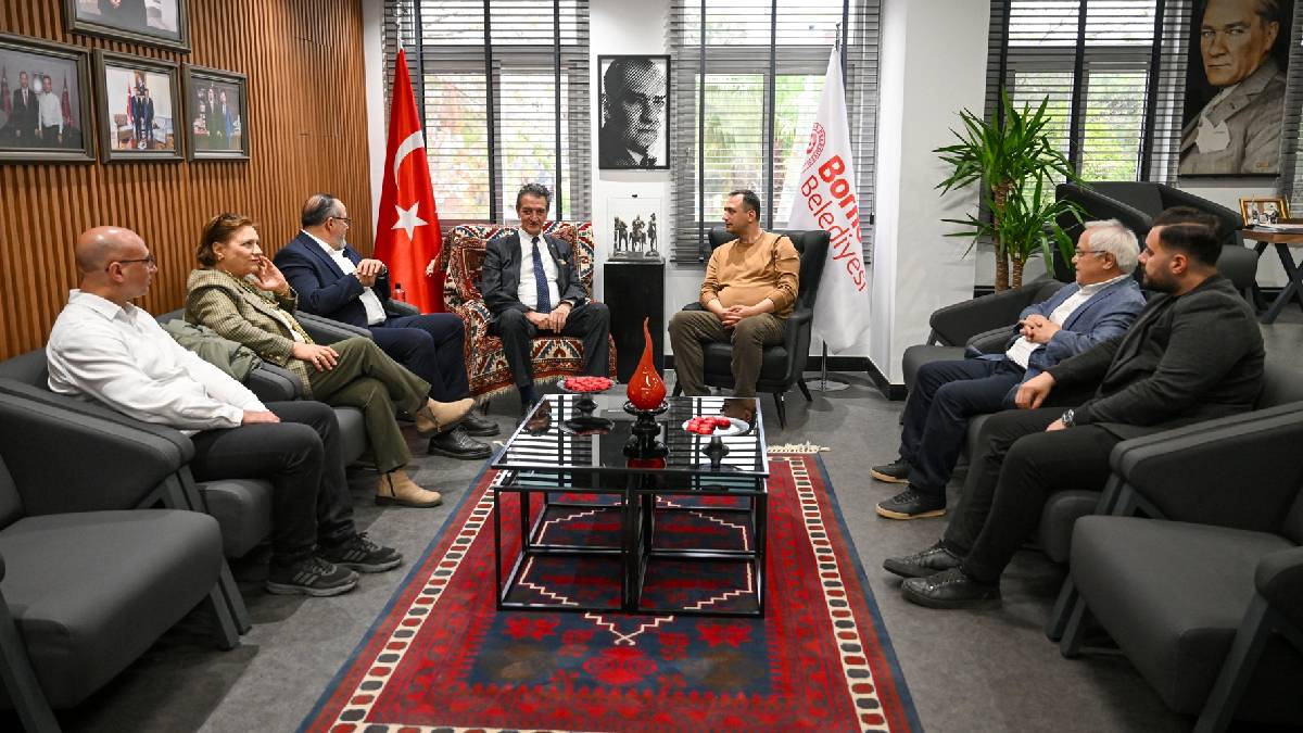 Bornova’da ADD’den güçlü mesaj:“Cumhuriyet değerleri ortak paydamızdır”