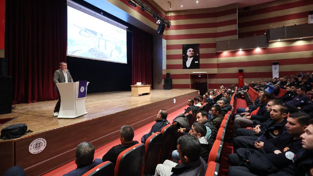 Muğla’da şoförlere mesleki gelişim desteği