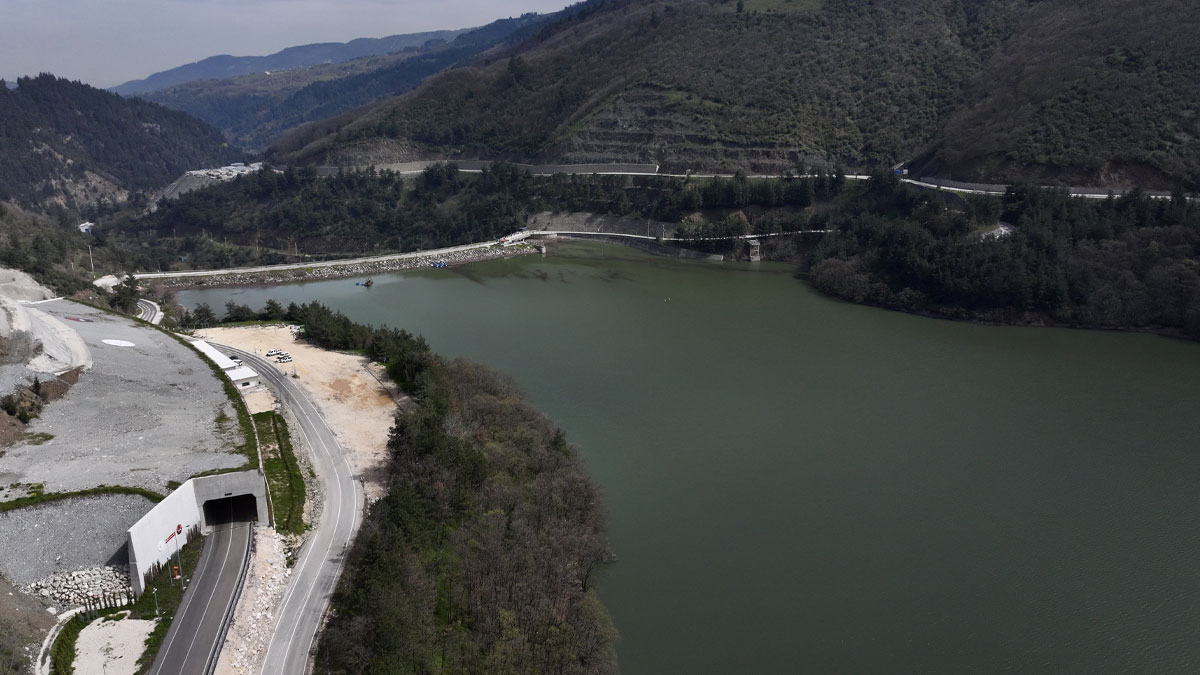 Bursa'da barajlar doldu, kapaklar açıldı
