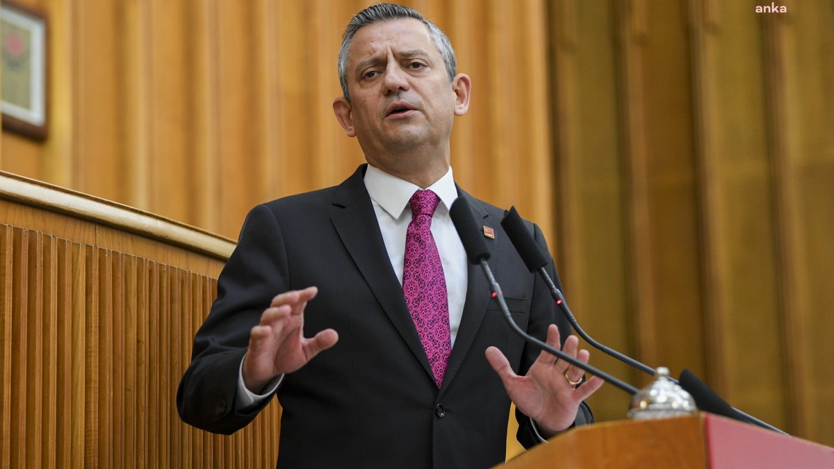 Özel’den Adalet Bakanlığı’na "Bilgi Notu" tepkisi: Talimatla haber yazdırılmak isteniyor