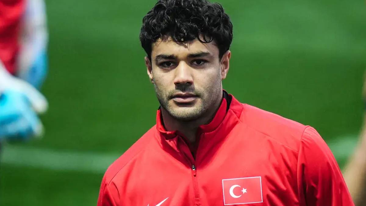 Ozan Kabak Hoffenheim'da kaldı