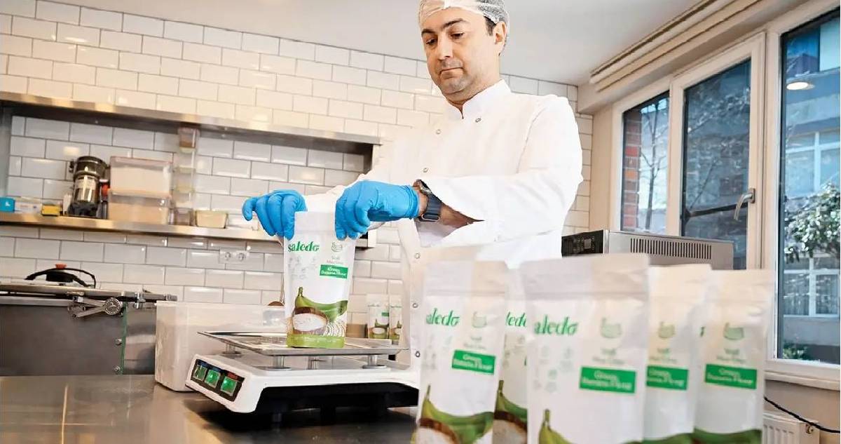 Satıcının elinde kalan muzlar yeniden değerleniyor! Hiçbiri israf edilmiyor