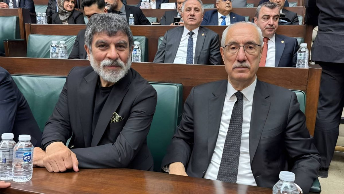 Yeraltı dizinin oyuncusu Sefa Zengin AK Parti Grup Toplantısı'nda