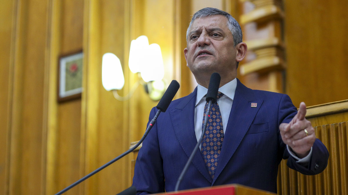 Özgür Özel'den okullara '65 bin güvenlik görevlisi' çağrısı: Şiddet artık münferit olaylarla açıklanamaz