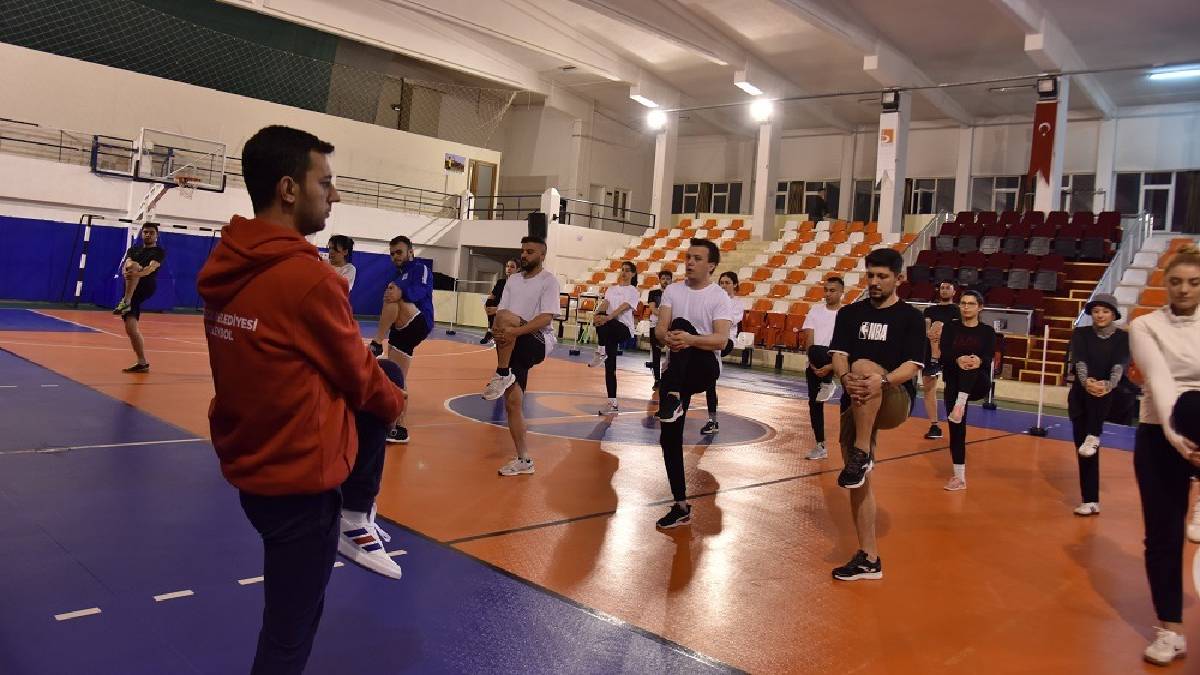 Bilecik Belediyesi POMEM kurslarında %100 başarı gururu