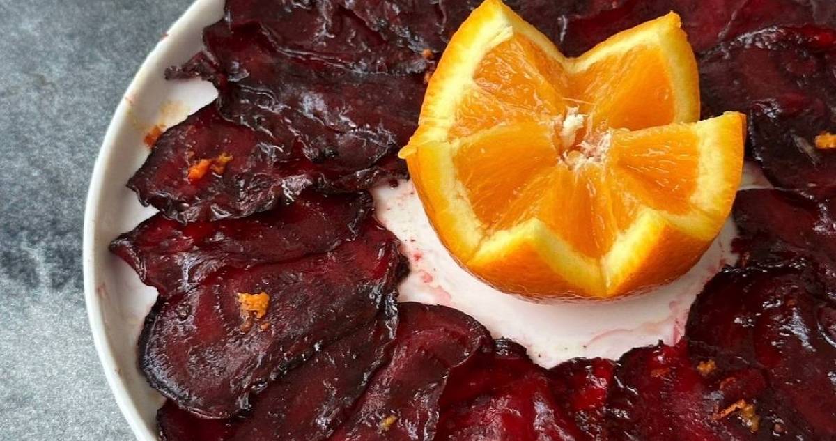 Hem hafif hem de çok pratik!  Sofraların yeni yıldızı: Portakal Aromalı Pancar Carpaccio Tarifi