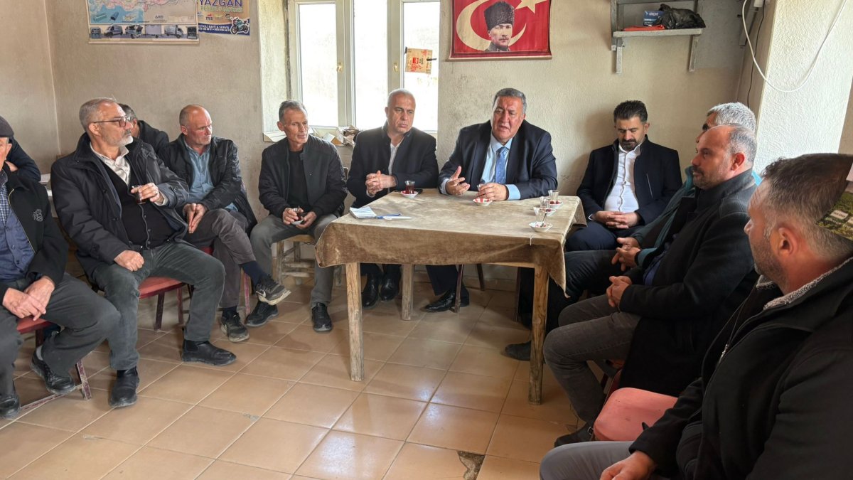 Çiftçiden isyan: "Cebimizde 10 bin lira olmadan pompaya yanaşamıyoruz, battık!"