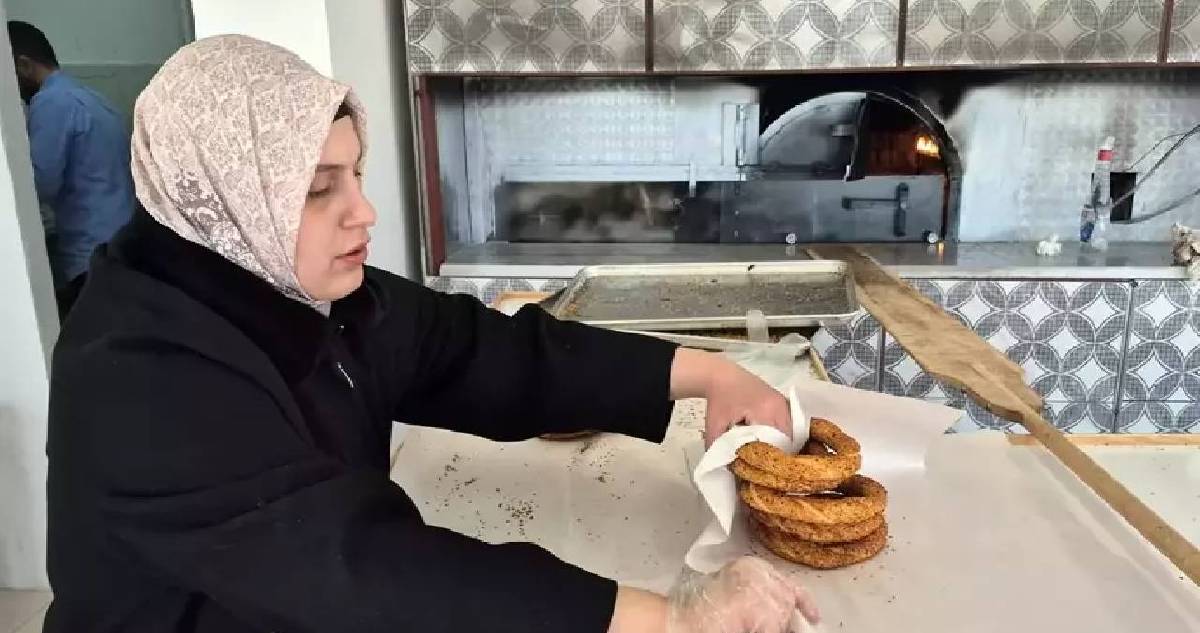 Baba mesleğini devraldı, emeğiyle ayakta duruyor! 3 çocuk annesi kendi fırınını işletiyor