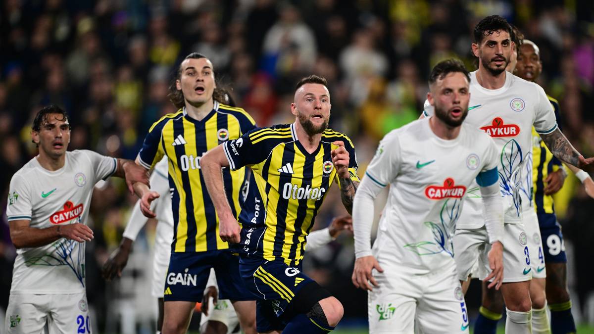 Fenerbahçe'ye son dakikada ağır darbe