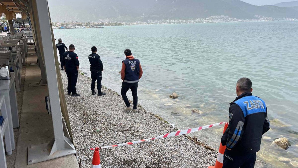 Fethiye'de denizde erkek cesedi bulundu