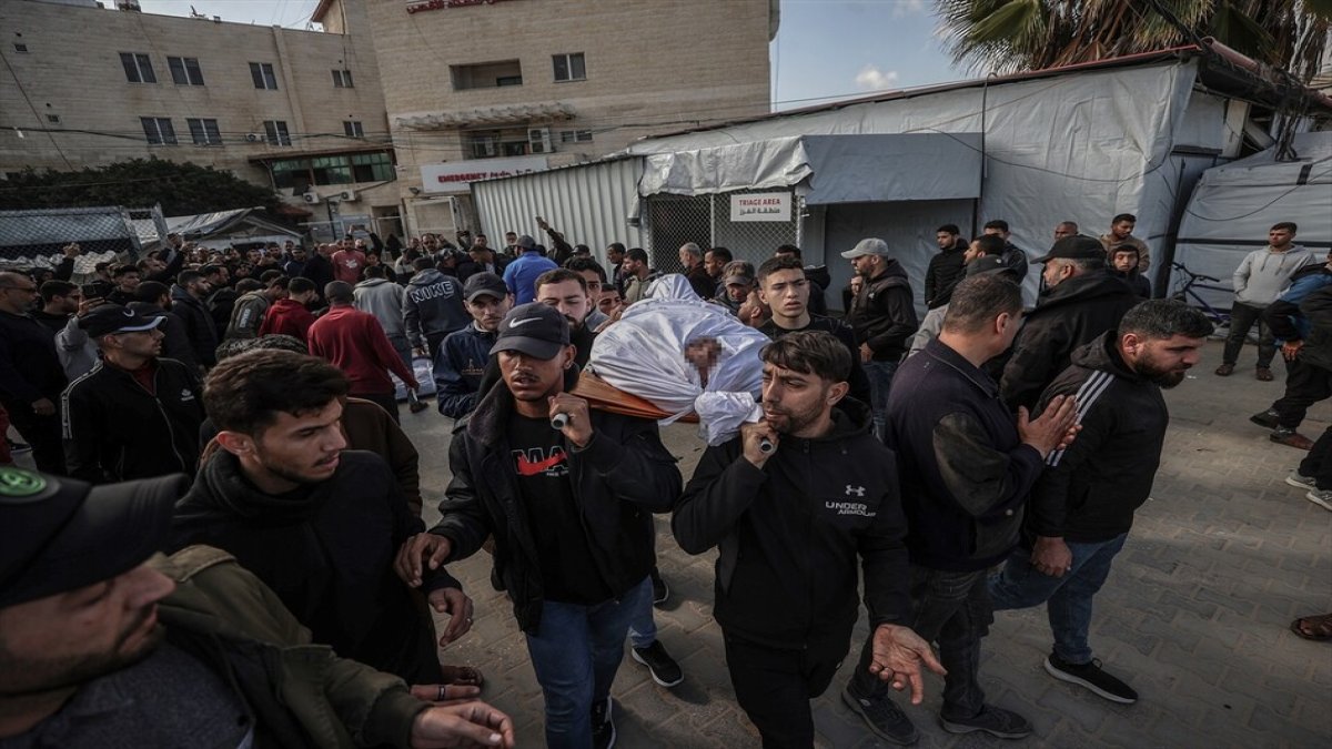 Gazze’de can kaybı 72 bin 551’e yükseldi