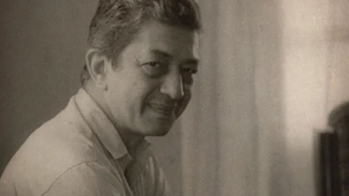 Baykan Sezer: Doğu-Batı  çatışması