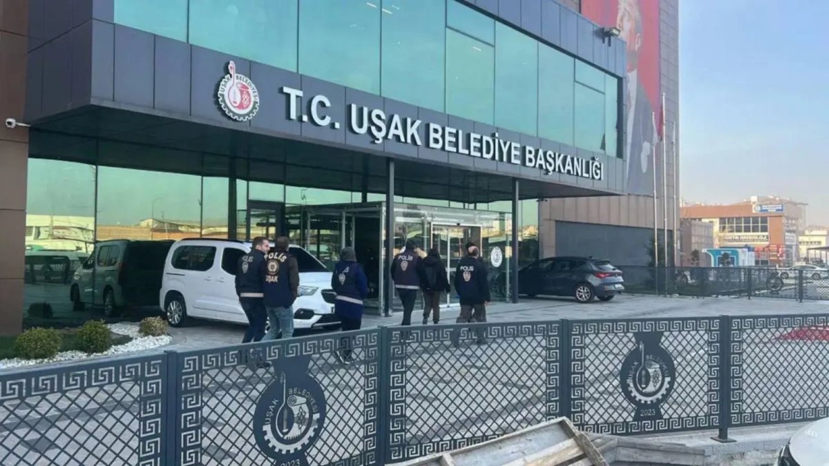 Uşak Belediyesi'ne ikinci dalga operasyon: 25 kişi gözaltında