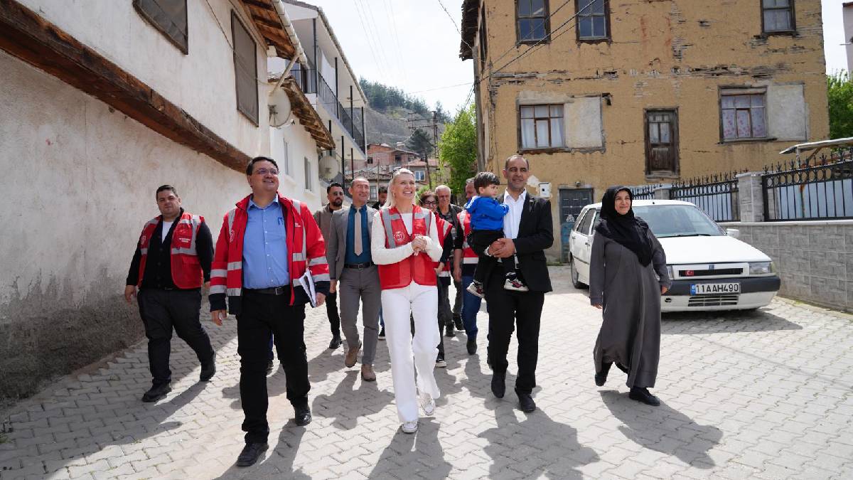 Başkan Subaşı teknik ekiple kayıboyu mahallesinde incelemeler yaptı