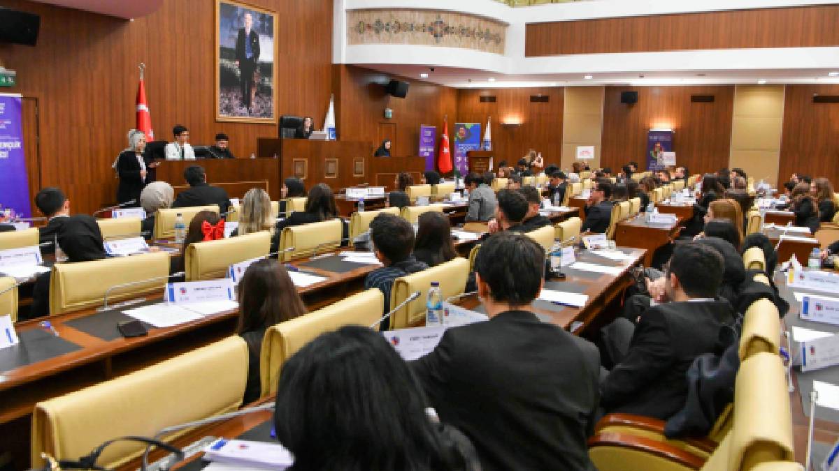 ABB Meclis Salonu’nda “Model Başkent ABB Meclisi Simülasyonu”