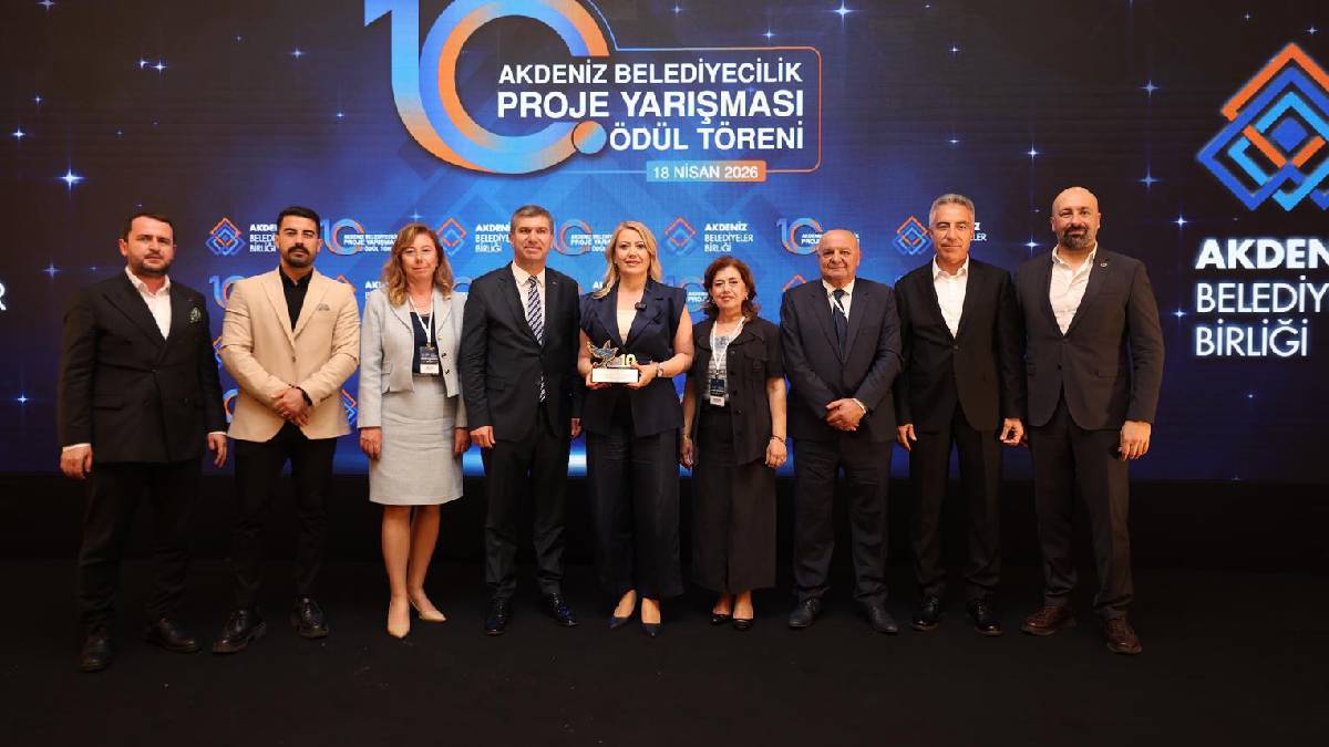 Merkezefendi Belediyesi Atatürk Bilim Merkezi’ne ödül