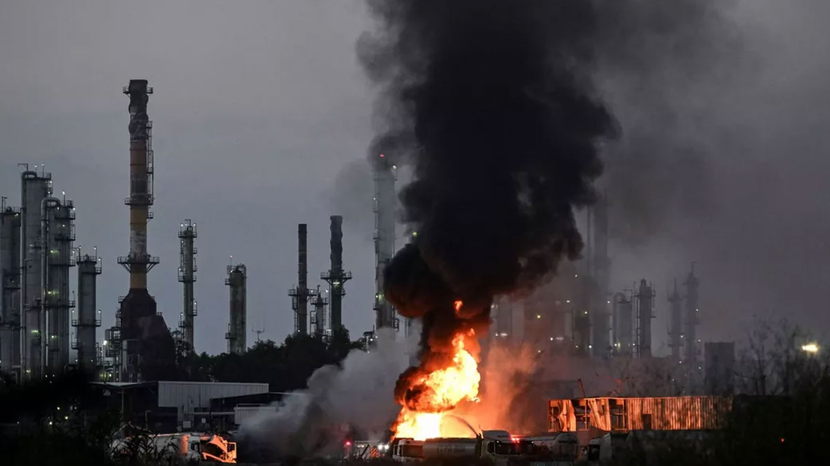 Savaşın Safları-2:  ‘Dine karşı din’