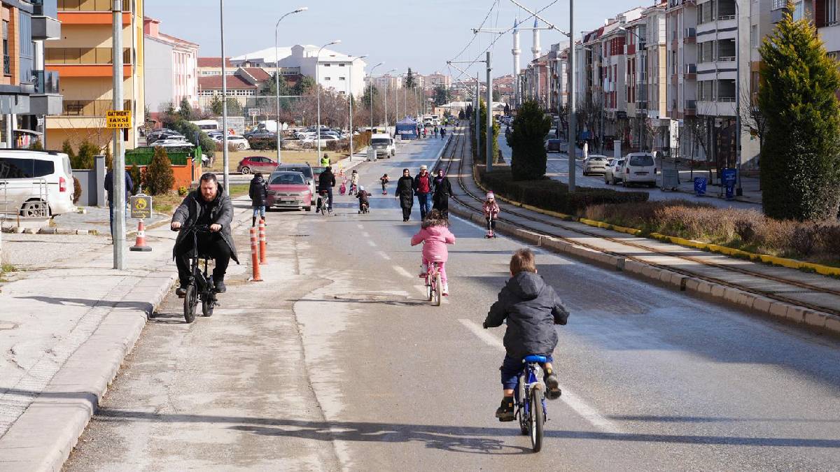 “Arabasız Pazar” ile şehirde sessiz ve temiz bir gün
