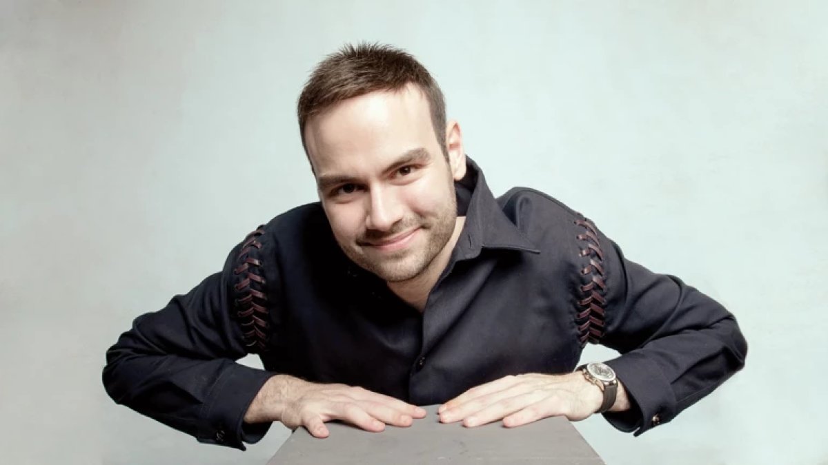 Faruk Sabancı öğrencilere yemek mi ısmarladı? Kaç öğrenciye yemek ve kahve dağıttı?