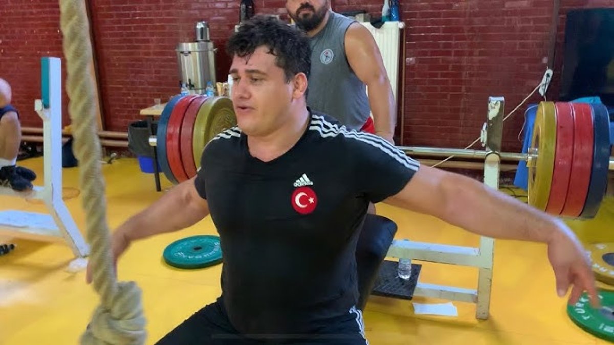 Rıza Kayaalp final maçı saat kaçta ve hangi kanalda? Tiran Güreş Şampiyonası canlı izlenir mi