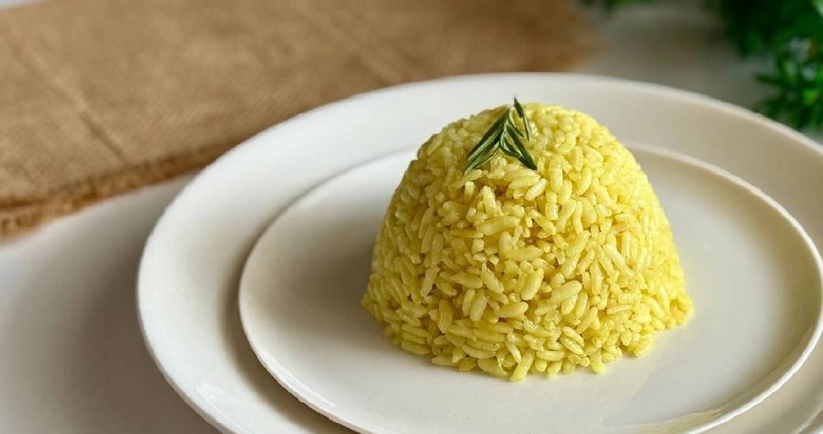 Uzak doğu esintisi sofralarınıza taşınacak! Tavuktan sonra körinin en çok yakıştığı lezzet: Körili pilav tarifi…