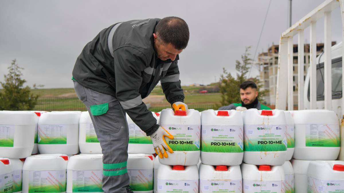 Büyükşehir’den yüzde 50 hibeli sıvı gübre desteği