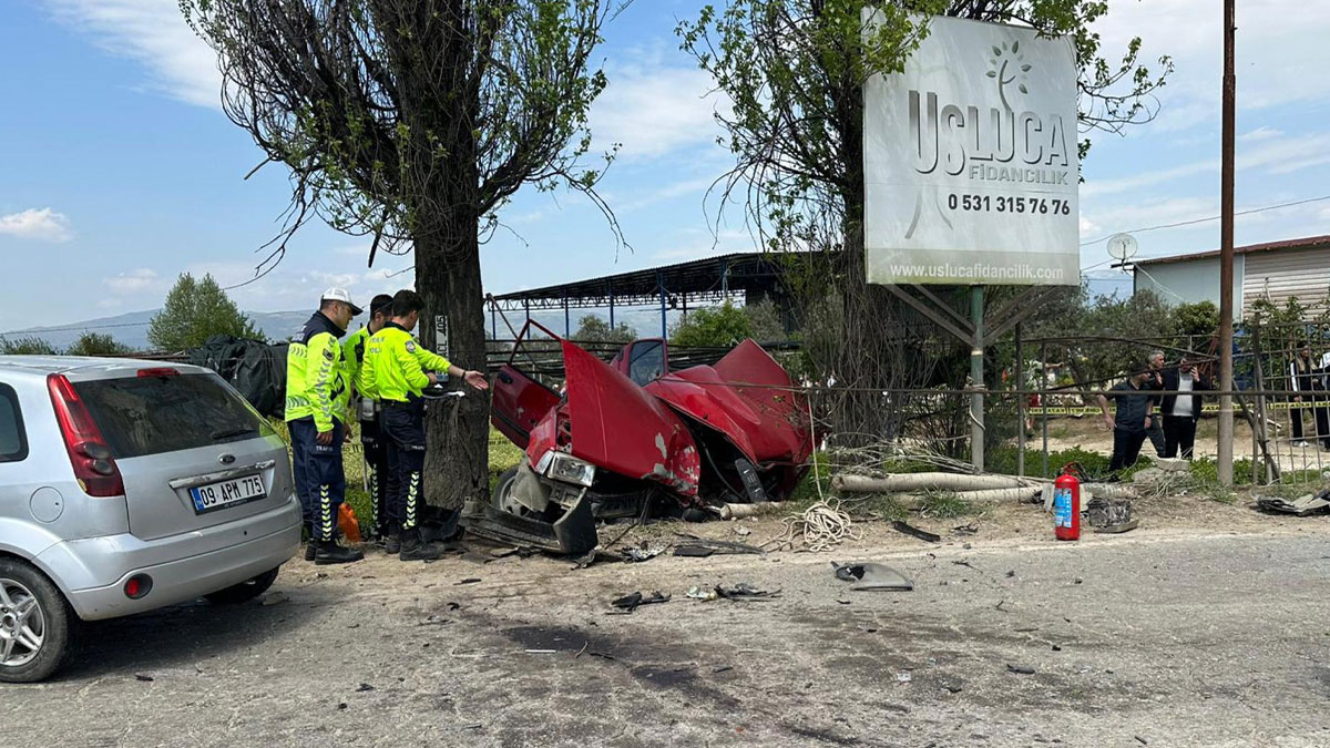 İzmir'de zincirleme kaza: 1 ölü, 3 yaralı