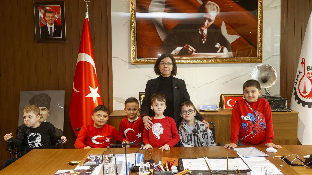 23 Nisan'da anlamlı buluşma