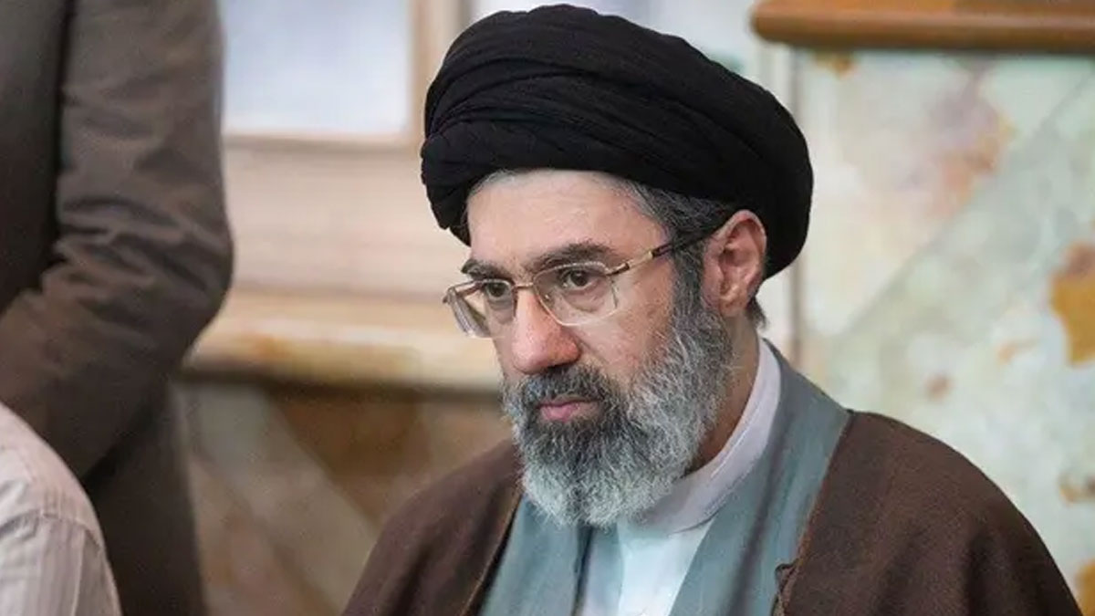 Hamaney'den İranlılara dış kaynaklı medya uyarısı